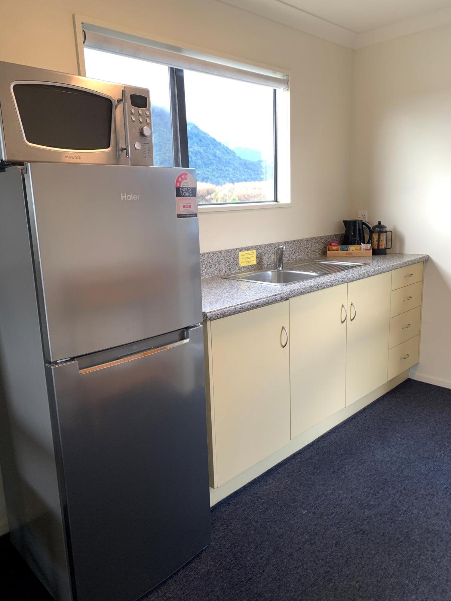 Haast River Motels & Holiday Park Εξωτερικό φωτογραφία