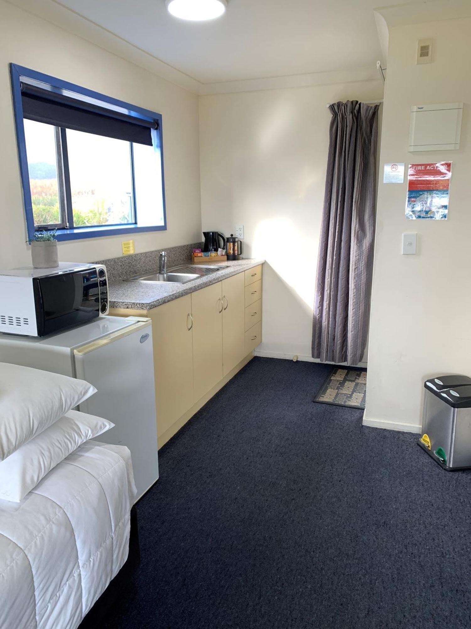 Haast River Motels & Holiday Park Εξωτερικό φωτογραφία